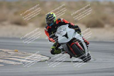 media/Sep-21-2025-Race Pace (Sun) [[98bf33ef95]]/Non Verified/5-Turn 16 (11am)/